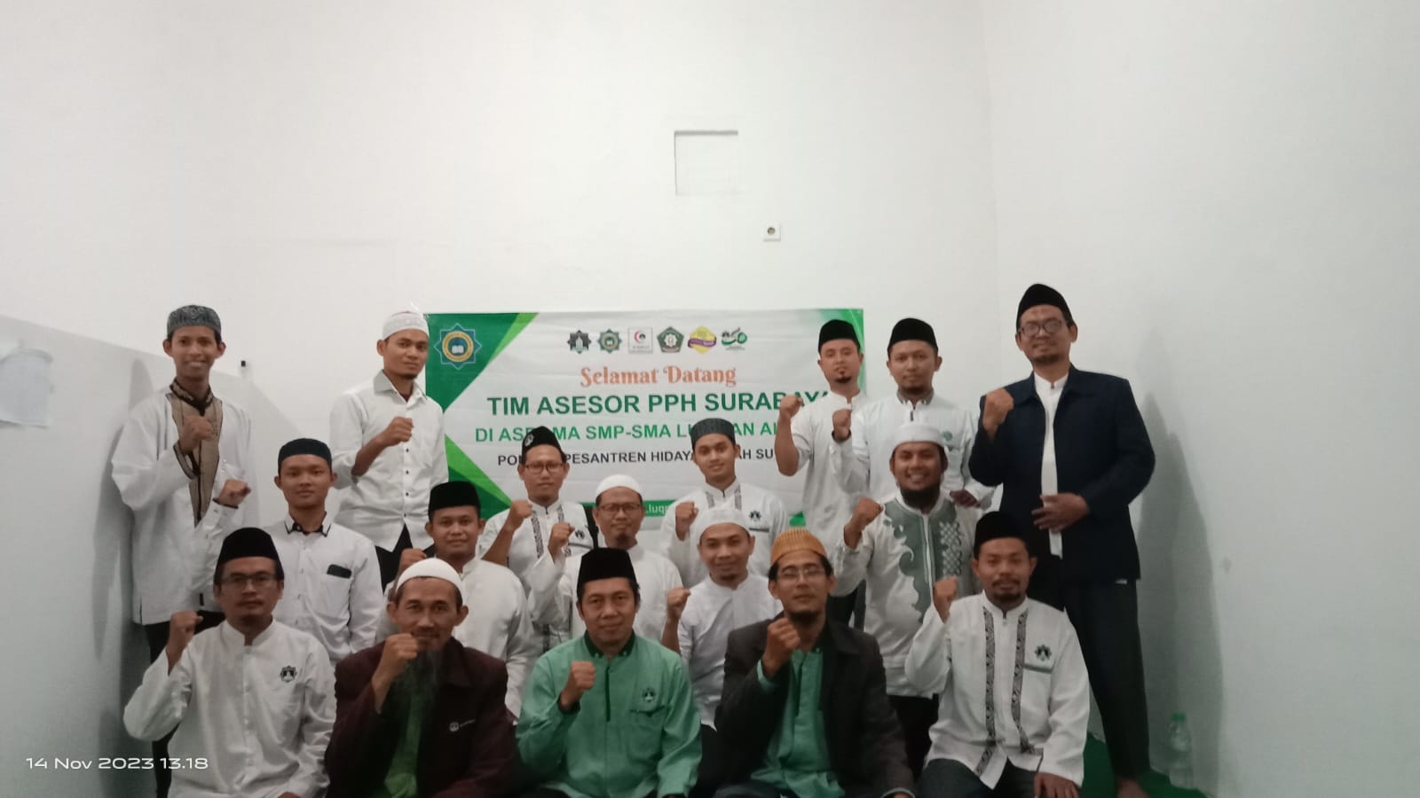 Asrama SMP-SMA Luqman Al Hakim Surabaya Asrama SMP-SMA Luqman Al Hakim Surabaya